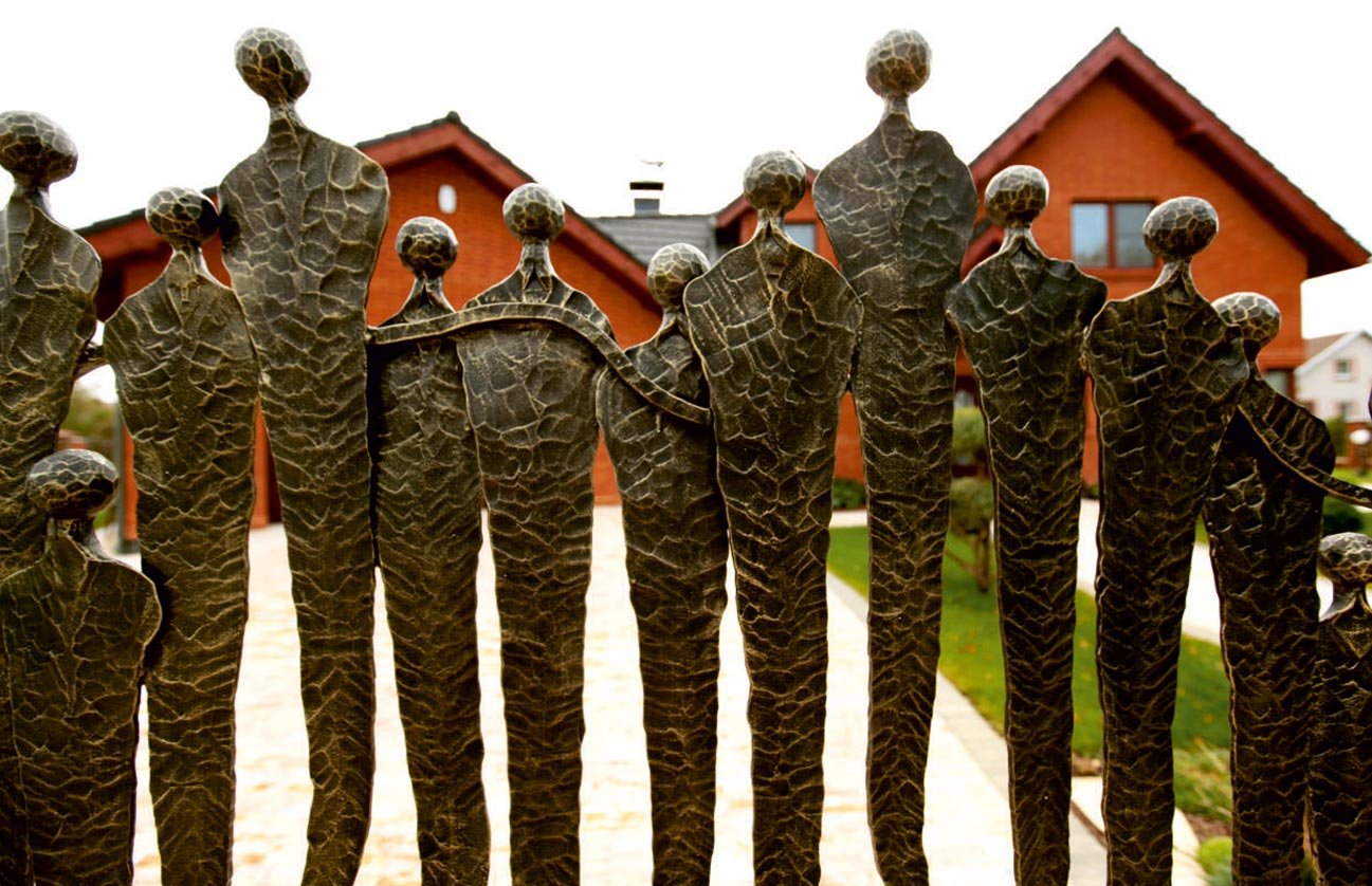Forged metal, coated with hot zinc, painted