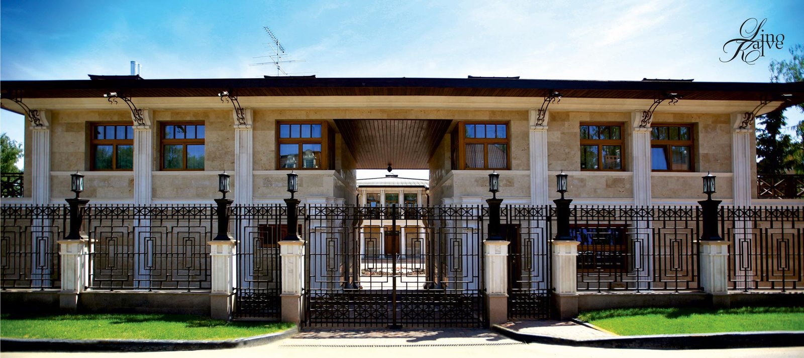 PRIVATE RESIDENCE. GATES, FENCE, LIGHTS.