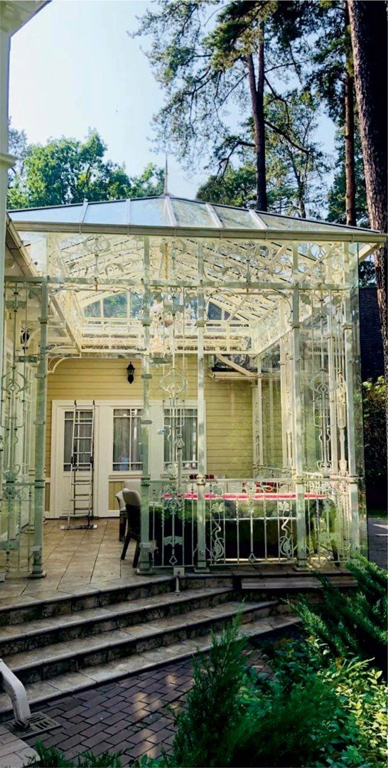 WINTER GARDEN.